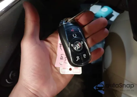 2020 Buick Enclave Awd Essence z USA, uszkodzony, nr VIN 5GAEVAKW0LJ272370